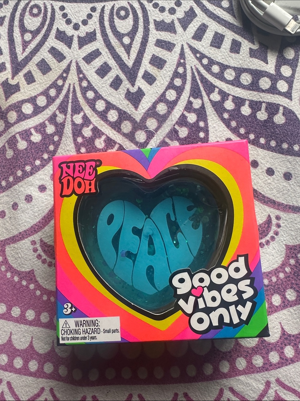 Needoh Good Vibes Only heart